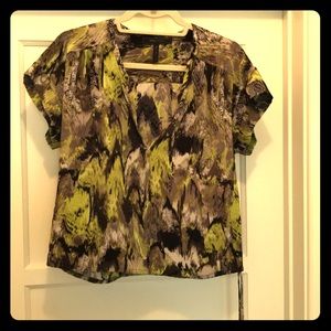 BCBG TANA Top Green/Black/Grey Pattern